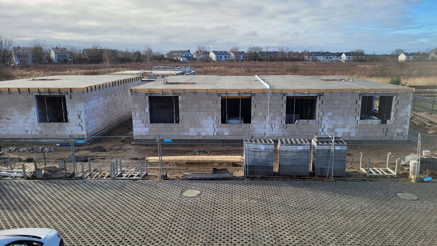 Domy bliźniacze – ściany nośne z BT18 · budowa